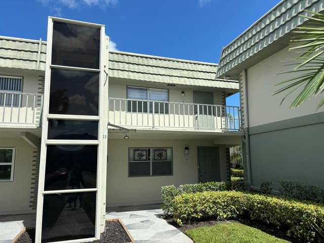 614 Monaco Way, Delray Beach FL 33446 - Delray Beach, FL - Photo 2
