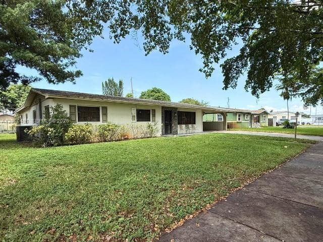 18600 NW 38th Ct, Miami Gardens FL 33055 - Miami Gardens, FL - Photo 2
