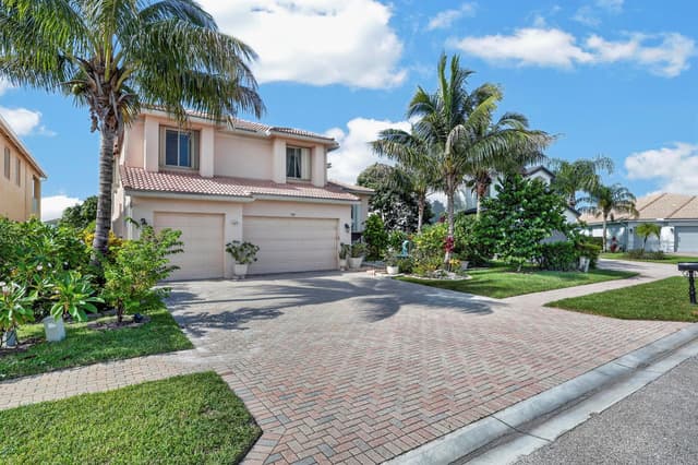 120 ISOLA Circle, Royal Palm Beach FL 33411 - Royal Palm Beach, FL - Photo 4