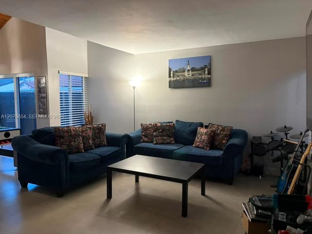 10051 SW 147th Pl, Miami FL 33196 - Miami, FL - Photo 4
