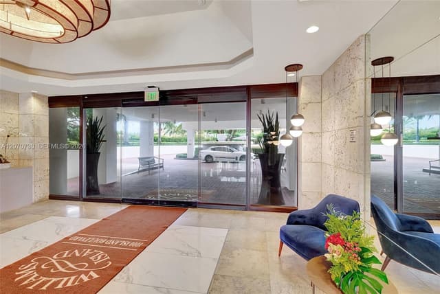 1000 W Island Blvd # 1710, Aventura FL 33160 - Aventura, FL - Photo 4