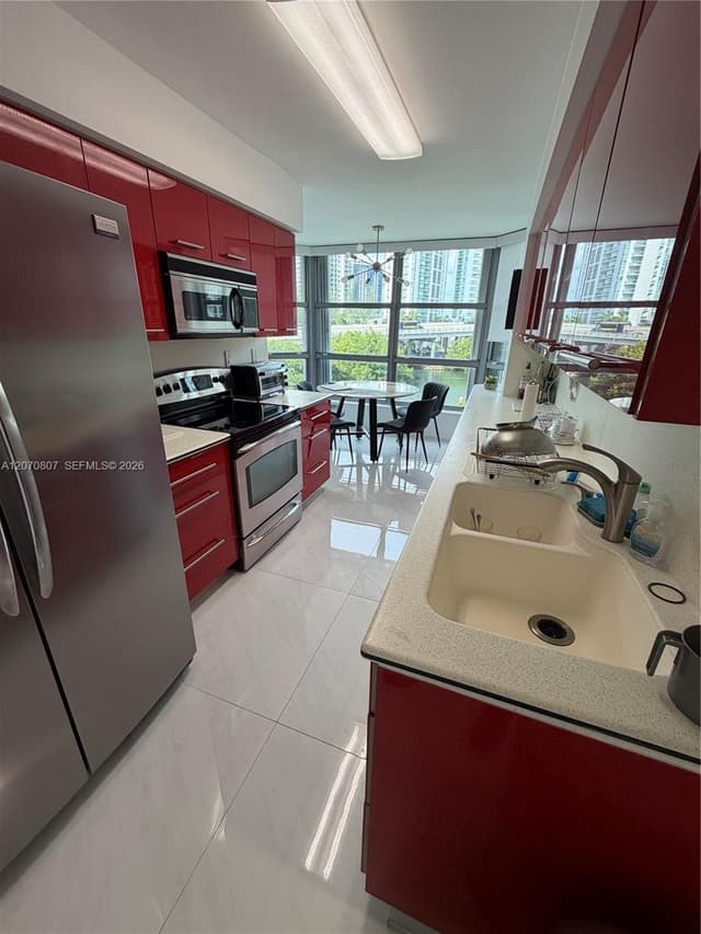 3500 Mystic Pointe Dr # 405, Aventura FL 33180 - Aventura, FL - Photo 5