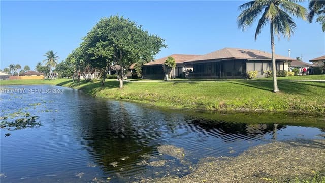 5437 Mendoza St, West Palm Beach FL 33415 - West Palm Beach, FL - Photo 2