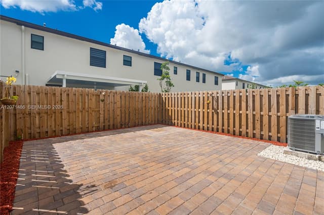 23469 SW 129th Pl, Homestead FL 33032 - Homestead, FL - Photo 6
