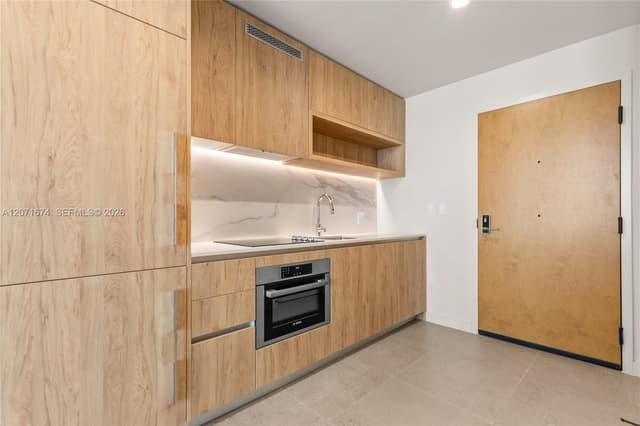 11 NE 6 ST # 3213, Miami FL 33132 - Miami, FL - Photo 4