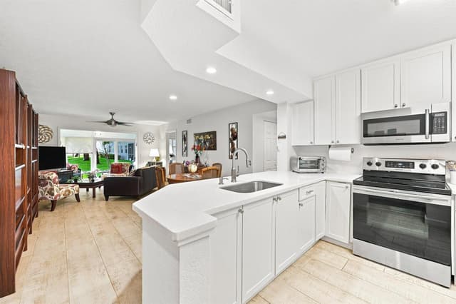 10382 NW 24th Place # 105, Sunrise FL 33322 - Sunrise, FL - Photo 4