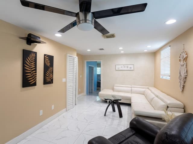 3718 COCONUT Road # A, Palm Springs FL 33461 - Palm Springs, FL - Photo 5