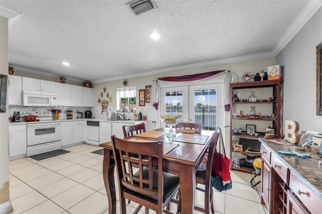 17672 SW 139th Ct, Miami FL 33177 - Miami, FL - Photo 6