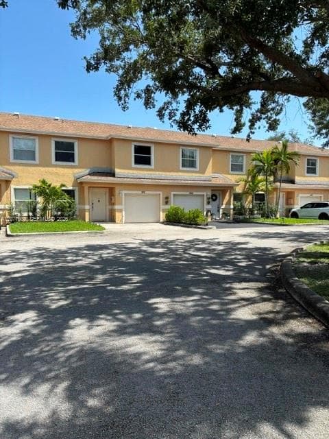 7469 Tam Oshanter Blvd, North Lauderdale FL 33068 - North Lauderdale, FL - Photo 3