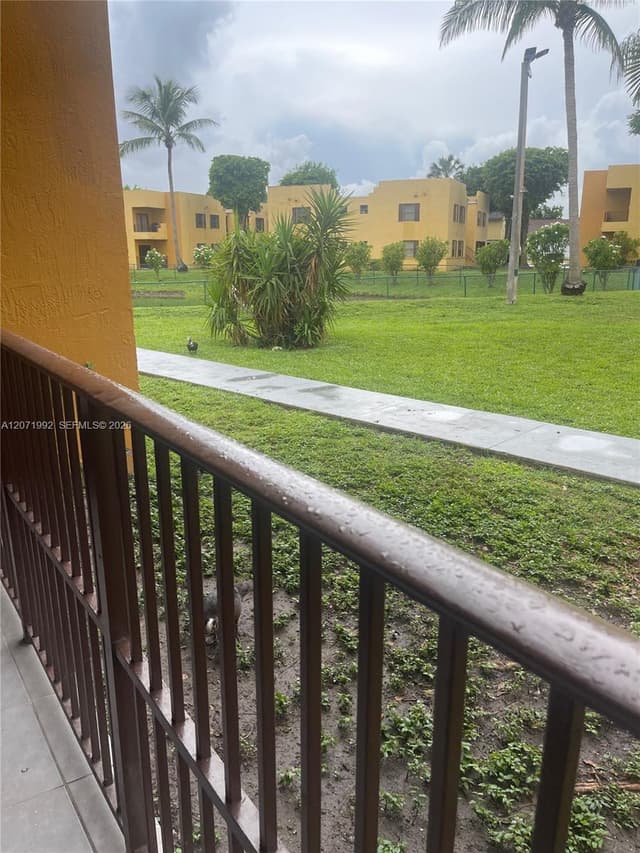 636 NW 114th Ave # 102, Sweetwater FL 33172 - Sweetwater, FL - Photo 6