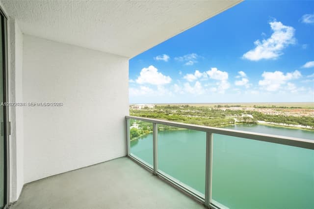 2681 N Flamingo Rd # 1906S, Sunrise FL 33323 - Sunrise, FL - Photo 3