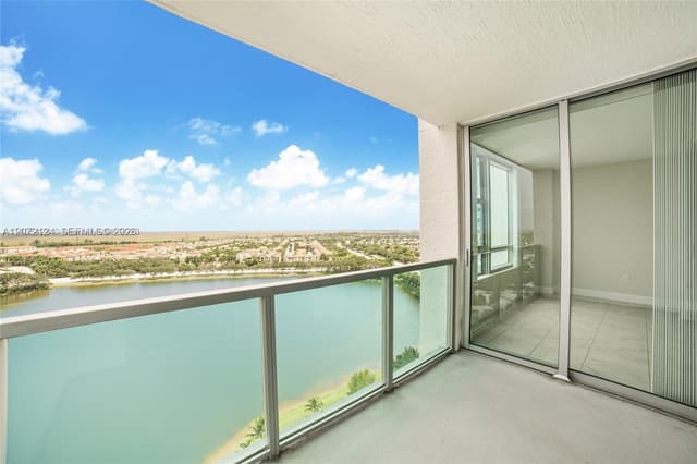 2681 N Flamingo Rd # 1906S, Sunrise FL 33323 - Sunrise, FL - Photo 4