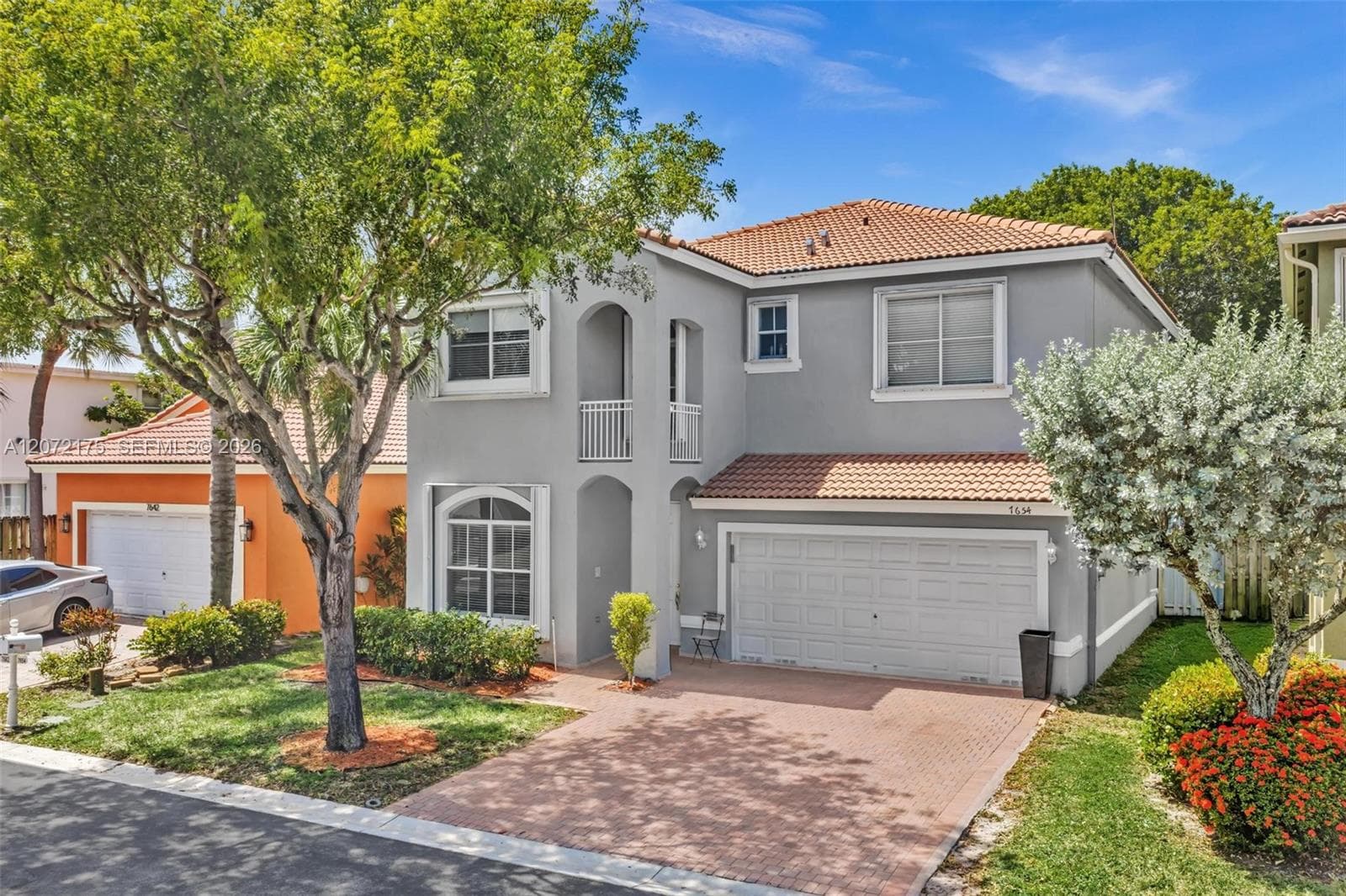 7654 NW 21st Dr, Pembroke Pines FL 33024 - Pembroke Pines, FL - Photo 1