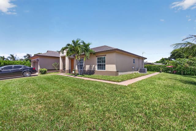1016 CHERYL Road, Haverhill FL 33417 - Haverhill, FL - Photo 4