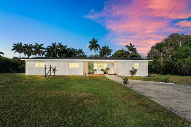 5400 SW 162ND Avenue, Southwest Ranches FL 33331 - Southwest Ranches, FL - Photo 2