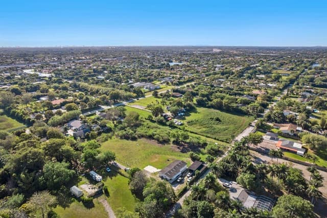5400 SW 162ND Avenue, Southwest Ranches FL 33331 - Southwest Ranches, FL - Photo 5