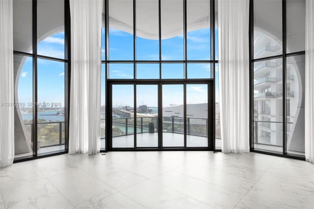 1000 Biscayne Blvd # 1201, Miami FL 33132 - Miami, FL - Photo 5