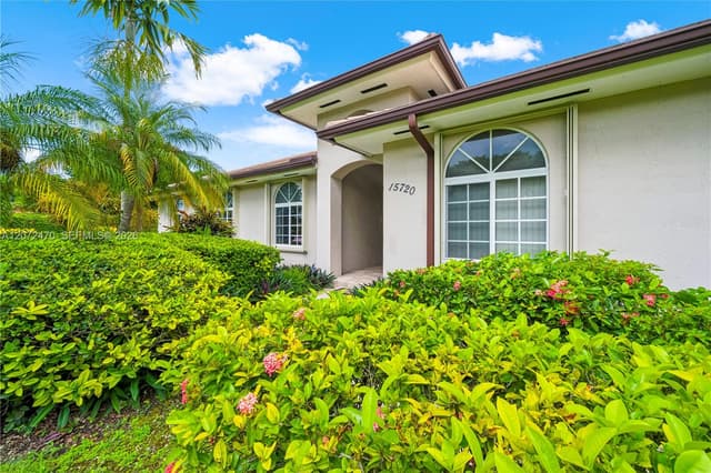15720 SW 252nd St, Homestead FL 33031 - Homestead, FL - Photo 7