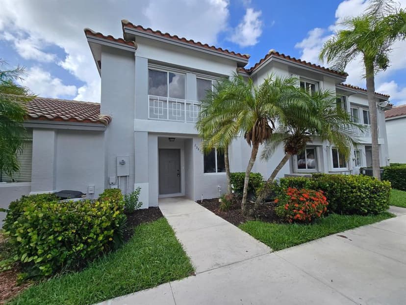 20873 NW 3RD Lane, Pembroke Pines FL 33029