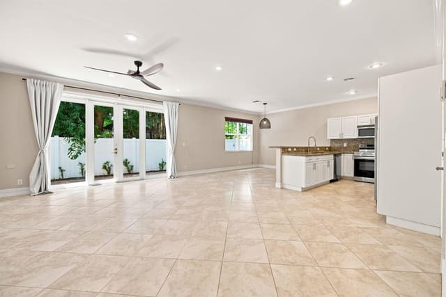 3434 NE 13TH Avenue, Oakland Park FL 33334 - Oakland Park, FL - Photo 2