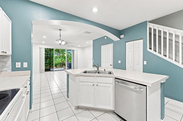 9695 Porta Leona Lane, Boynton Beach FL 33472 - Boynton Beach, FL - Photo 7