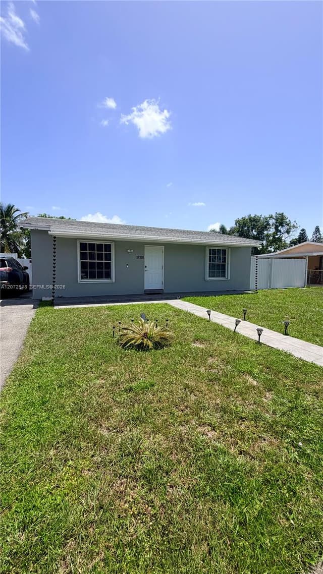 17101 NW 50th Ct, Miami Gardens FL 33055 - Miami Gardens, FL - Photo 3
