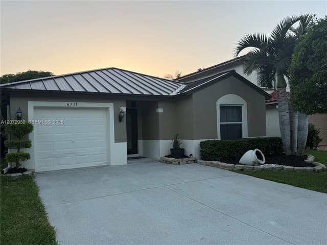 6711 Spring Garden Run, Lake Worth FL 33463 - Lake Worth, FL - Photo 5