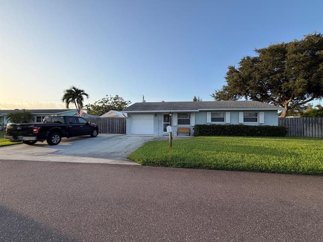 225 RIVER TERRACE Drive, Jupiter FL 33469 - Jupiter, FL - Photo 3