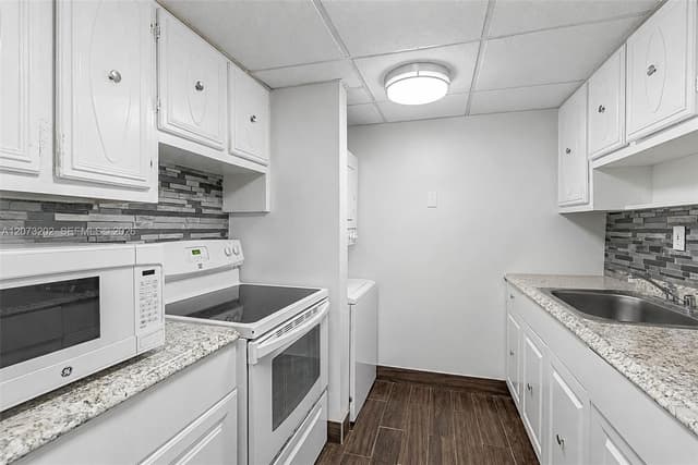 5055 NW 7th St # 112, Miami FL 33126 - Miami, FL - Photo 7