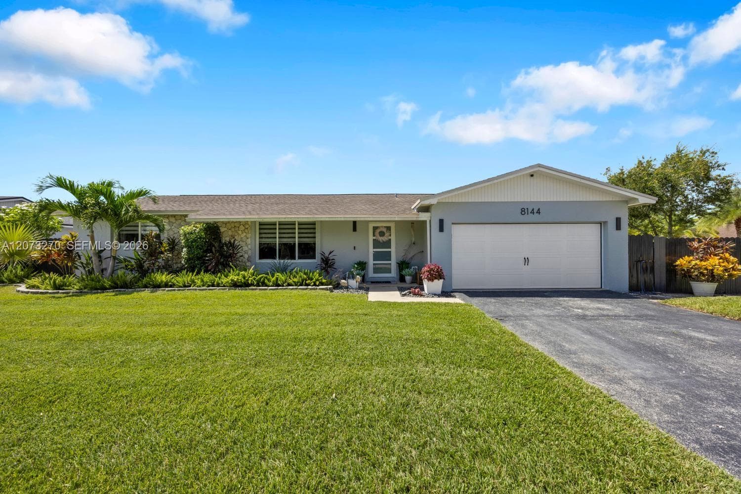 8144 SW 205th Ter, Cutler Bay FL 33189 - Cutler Bay, FL - Photo 1