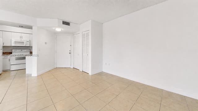 8215 SW 152nd Ave # 205, Miami FL 33193 - Miami, FL - Photo 2