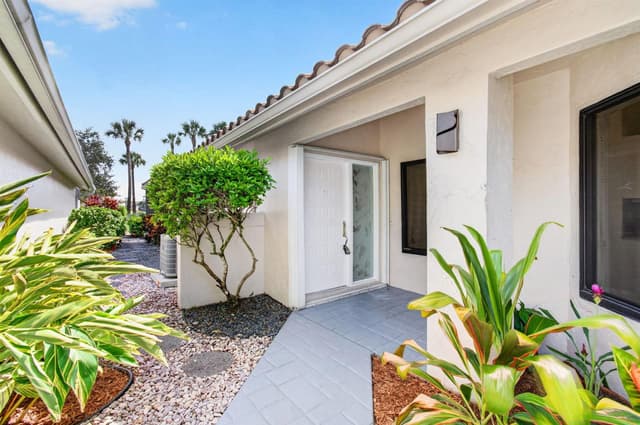 15441 Strathearn Drive, Delray Beach FL 33446 - Delray Beach, FL - Photo 5