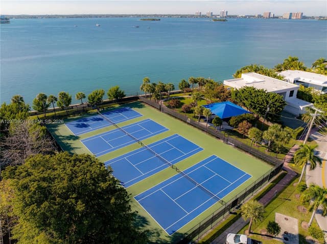 265 Fairway Dr, Miami Beach FL 33141 - Miami Beach, FL - Photo 5