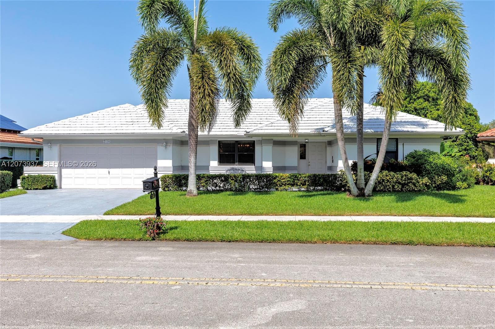 2140 SW 97th Ln, Davie FL 33324 - Davie, FL - Photo 1