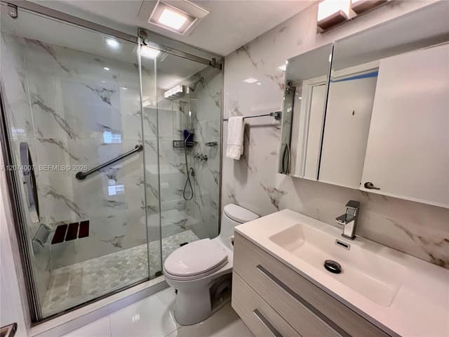 540 Brickell Key Dr # 919, Miami FL 33131 - Miami, FL - Photo 5