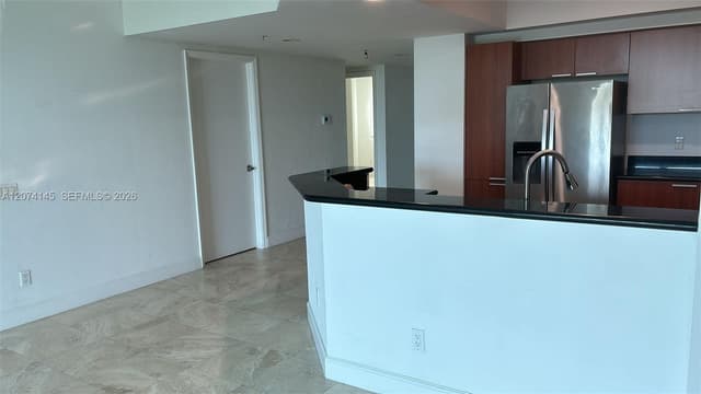 14951 Royal Oaks Ln # 702, North Miami FL 33181 - North Miami, FL - Photo 5