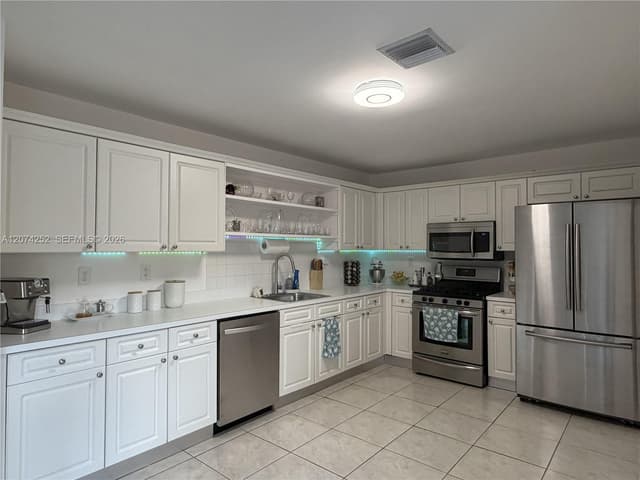 15316 SW 111th St, Miami FL 33196 - Miami, FL - Photo 7