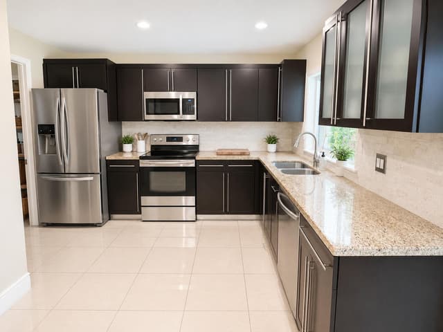 10601 NW 7TH Place, Coral Springs FL 33071 - Coral Springs, FL - Photo 6