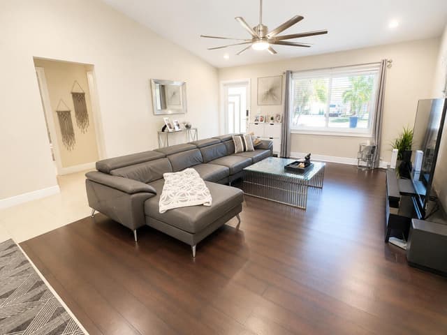 10601 NW 7TH Place, Coral Springs FL 33071 - Coral Springs, FL - Photo 3