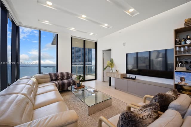 1010 Brickell Ave # 4701, Miami FL 33131 - Miami, FL - Photo 4