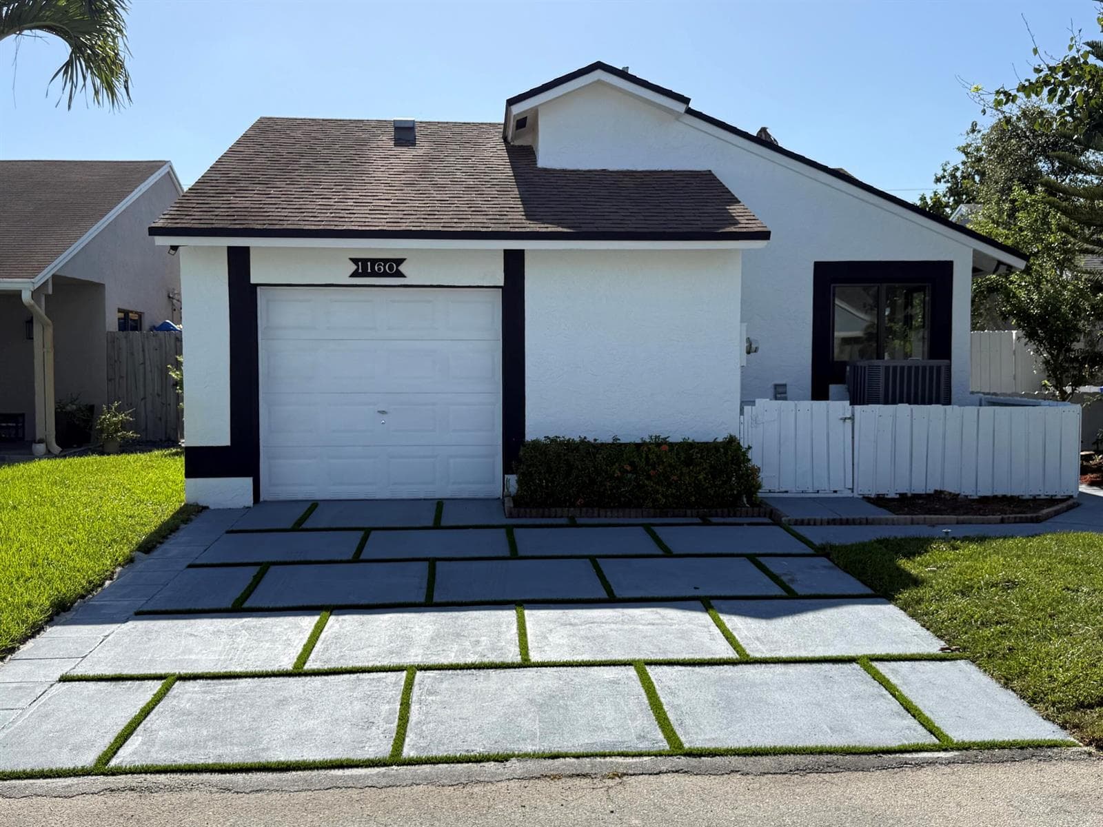 1160 SW 111th Avenue, Pembroke Pines FL 33025 - Pembroke Pines, FL - Photo 1