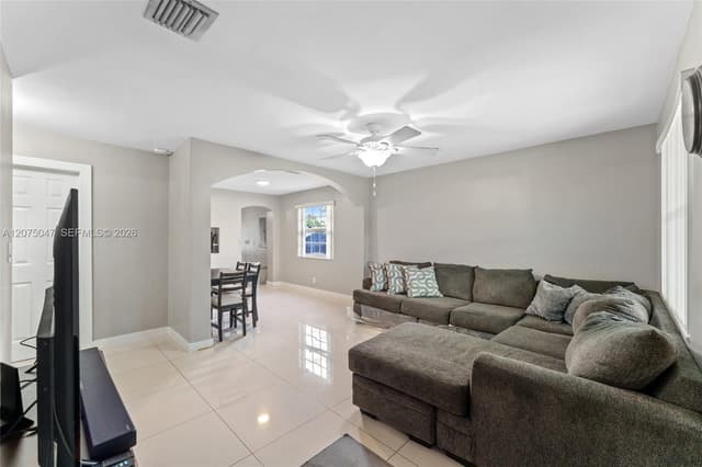 6416 Franklin St, Hollywood FL 33024 - Hollywood, FL - Photo 3