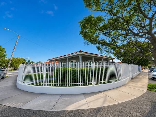 100 SW 51st Ct, Miami FL 33134 - Miami, FL - Photo 4