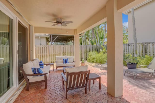 317 E Garden Cove Circle, Davie FL 33325 - Davie, FL - Photo 5