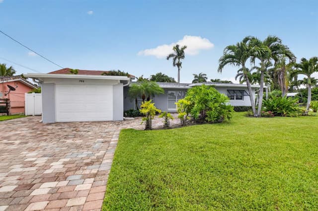 700 NE 70TH Street, Boca Raton FL 33487 - Boca Raton, FL - Photo 2