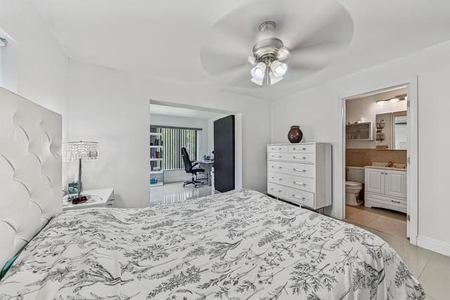 7190 NW 10TH Court, Margate FL 33063 - Margate, FL - Photo 6