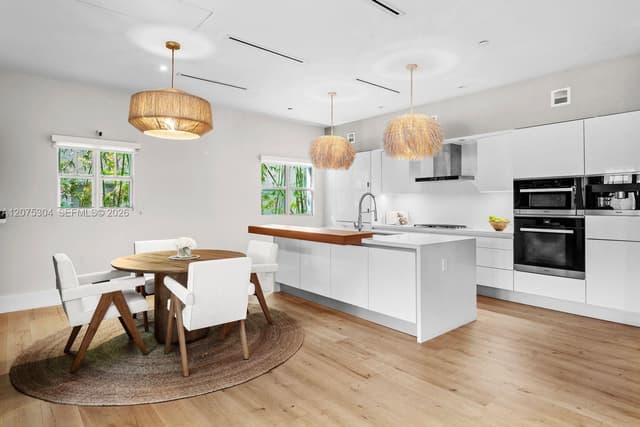 234 Washington Ave # A, Miami Beach FL 33139 - Miami Beach, FL - Photo 5