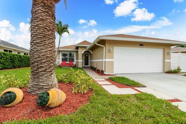 533 NE 1st Avenue, Deerfield Beach FL 33441 - Deerfield Beach, FL - Photo 3