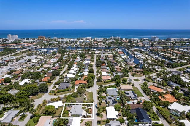 1451 SE 5TH Street, Deerfield Beach FL 33441 - Deerfield Beach, FL - Photo 2