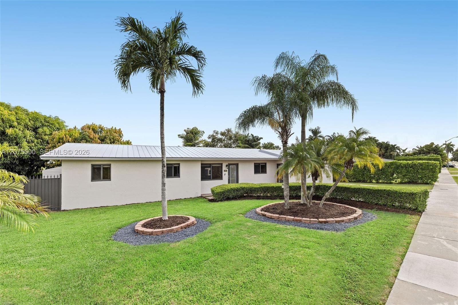 1391 NW 18th St, Homestead FL 33030 - Homestead, FL - Photo 1